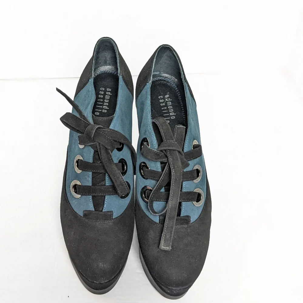 Edmundo Castillo two tone suede wedges